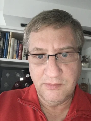 <span>Fredi, 59</span>&nbsp;<span style='width: 25px; height: 16px; float: right; background-image: url(/bitmaps/flags_small/AT.PNG)'>&nbsp;</span><br><span>Rennweg, ออสเตรีย</span>&nbsp;<input type='button' class='joinbtn' style='float: right' value='JOIN NOW' />