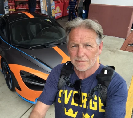 <span>Magnus, 69</span>&nbsp;<span style='width: 25px; height: 16px; float: right; background-image: url(/bitmaps/flags_small/SE.PNG)'>&nbsp;</span><br><span>Karlskrona, Szwecja</span>&nbsp;<input type='button' class='joinbtn' style='float: right' value='JOIN NOW' />