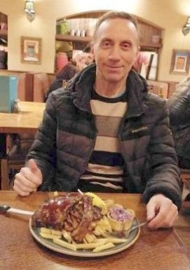 English men looking for love