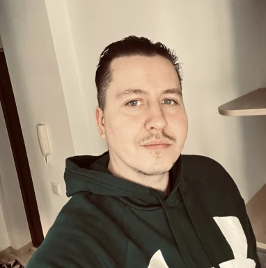 <span>Viacheslav, 37</span>&nbsp;<span style='width: 25px; height: 16px; float: right; background-image: url(/bitmaps/flags_small/PL.PNG)'>&nbsp;</span><br><span>Wroclaw, ポーランド</span>&nbsp;<input type='button' class='joinbtn' style='float: right' value='JOIN NOW' />